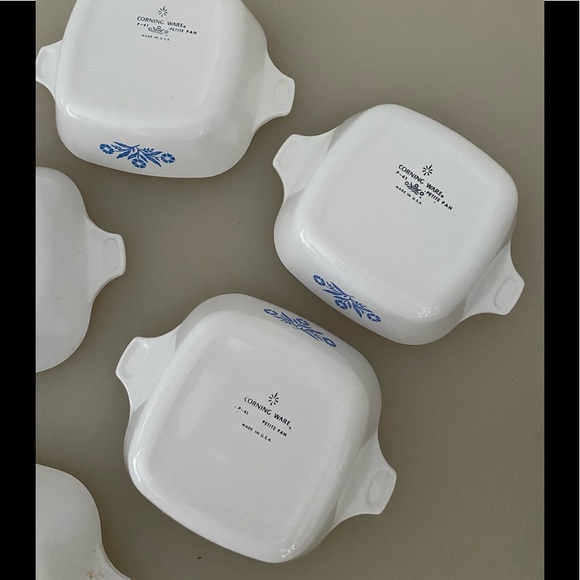 Vintage Pyrex - Picture 8 of 11